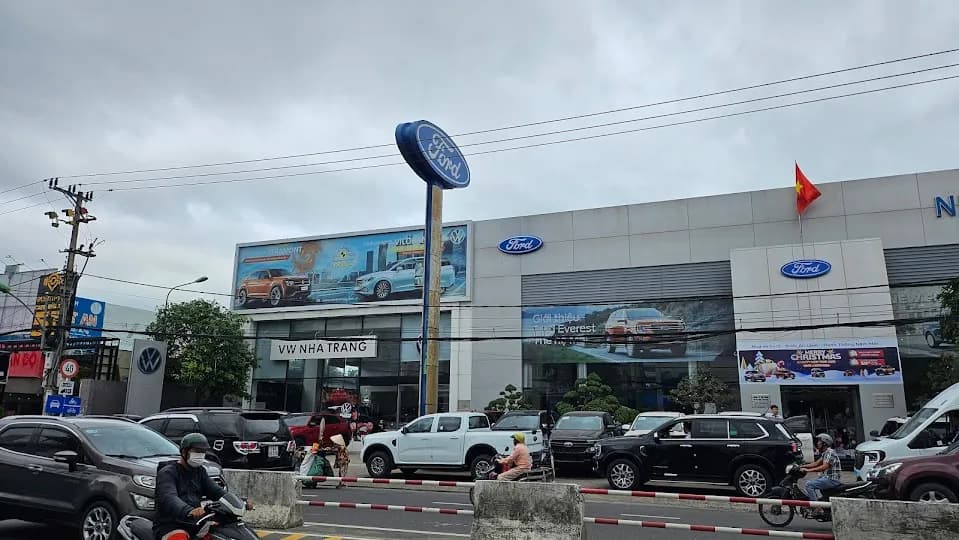 Showroom Nha Trang Ford trong mạng lưới thực tập của NSA