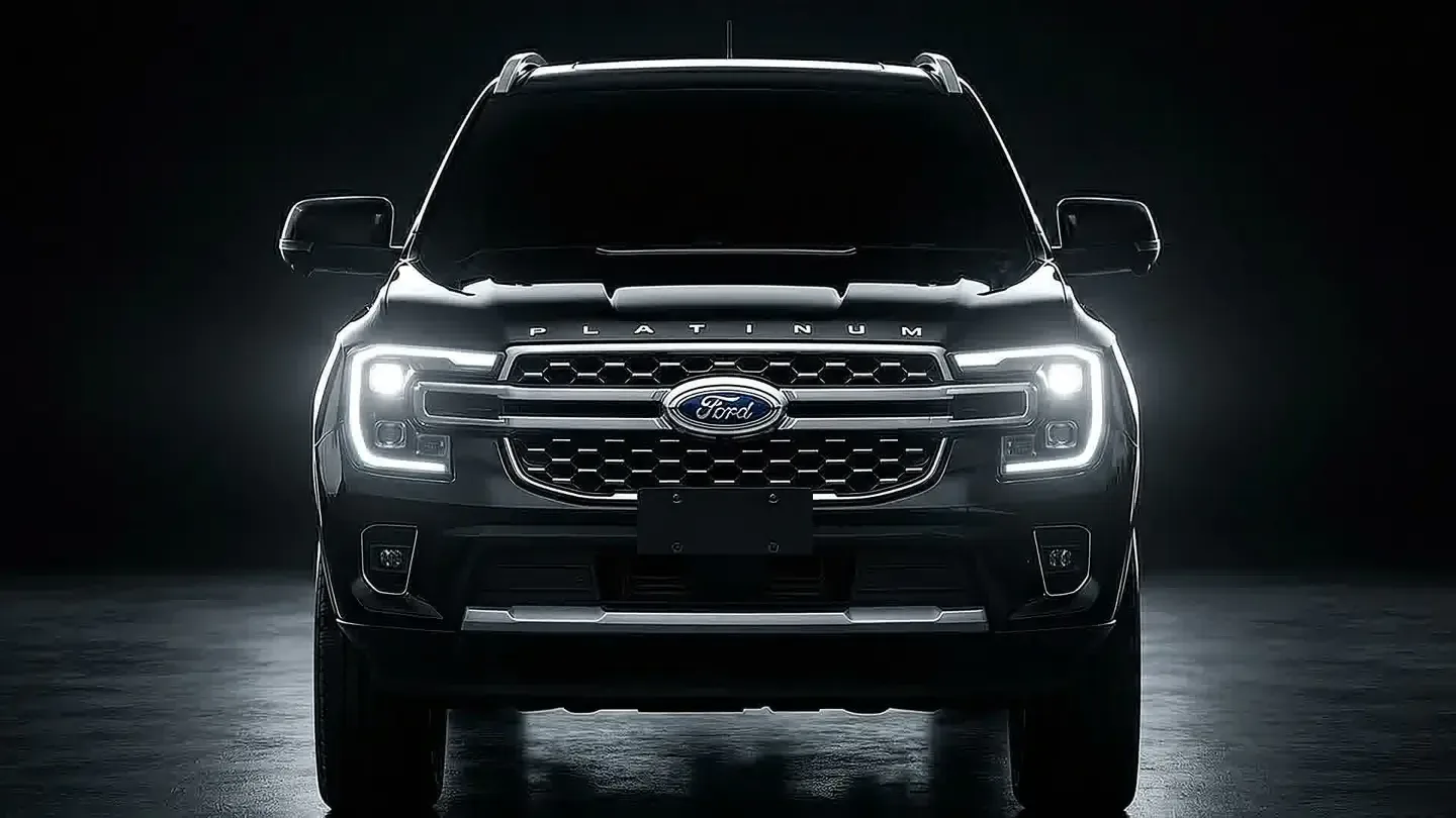 Ford Everest trong không gian xưởng thực hành của Trung tâm Đào tạo Công nghệ Ô tô NSA
